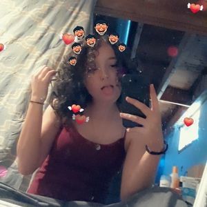 Meet your Posher, Carleigh